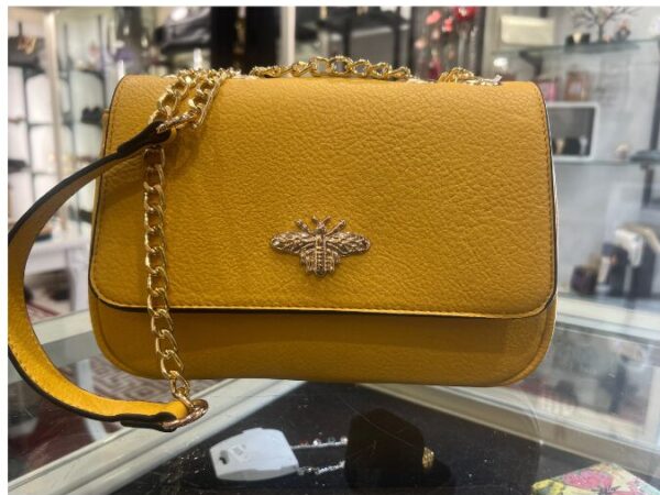 Borsetta con tracolla color giallo senape