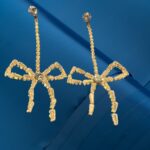 Orecchini Lunghi Fiocco